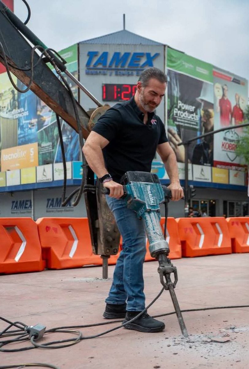 Daniel Reyes tweet media