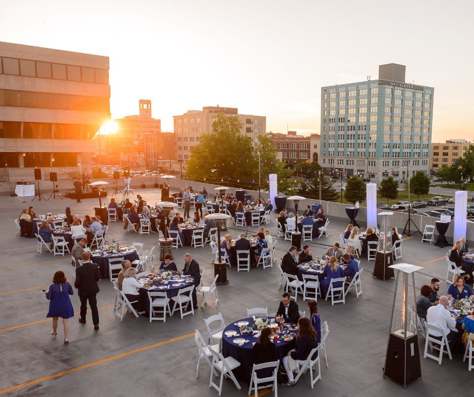 SpfldBallet's tweet photo. Join us for our eighth Rendezvous en Pointe single-color event - an elegant evening that includes dinner, live music, live painting and performances by Springfield Ballet students. 

Sponsorships and individual tickets are going fast!

https://t.co/zqHuR5x5g8 

#SpringfieldBallet https://t.co/oMLIBmxE2d