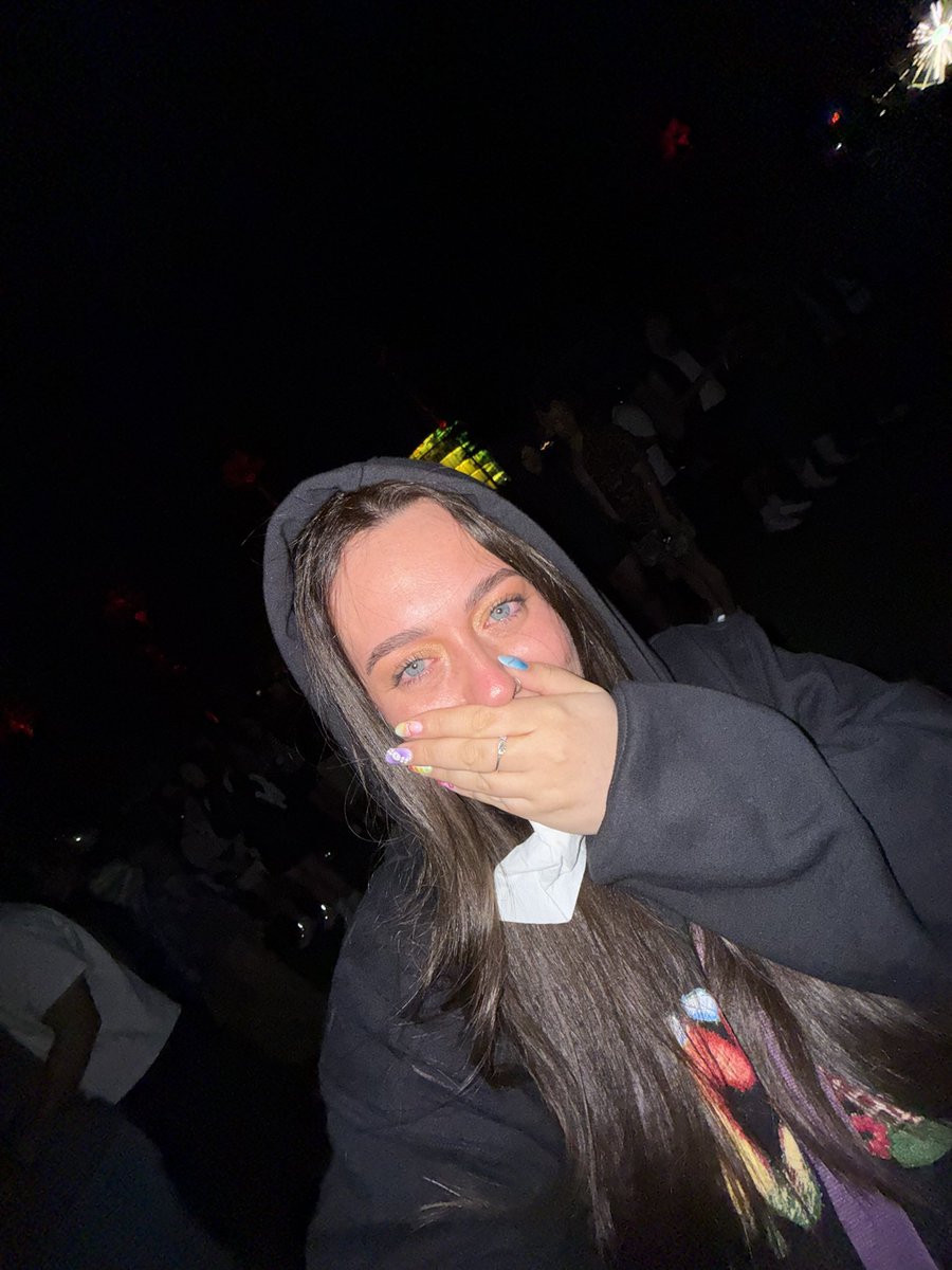 imactuallyerin's tweet photo. Despite my suitcase not making it to Belfast from LA, nothing topped this trip. Being able to see my favourite person again meant more than anything, still processing it all… LA and Justin I will see yous both so soon🫶🏼✨💋 https://t.co/370GtcV3if