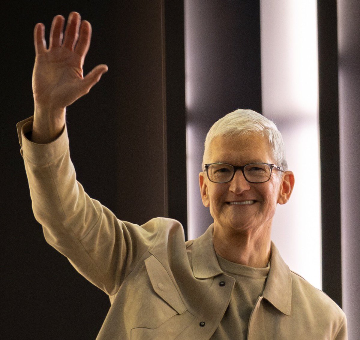 aktionaer's tweet image. 🚨Tim Cook tritt als CEO von Apple zurück 

#Apple hat soeben angekündigt, dass John Ternus Tim Cook als nächsten CEO von Apple ablösen wird, wirksam zum 1. September.