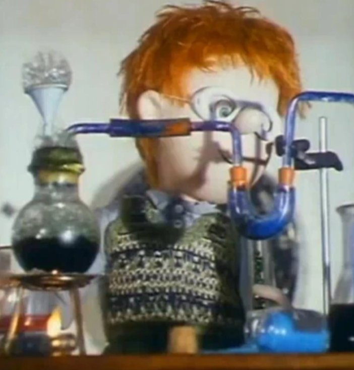 MrsBen20's tweet photo. @YesterdaysBrit1 'Norman, gimme that blooming chemistry set!' https://t.co/y9gri379y7