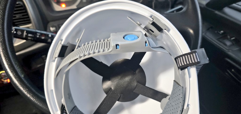 なんちち tweet media