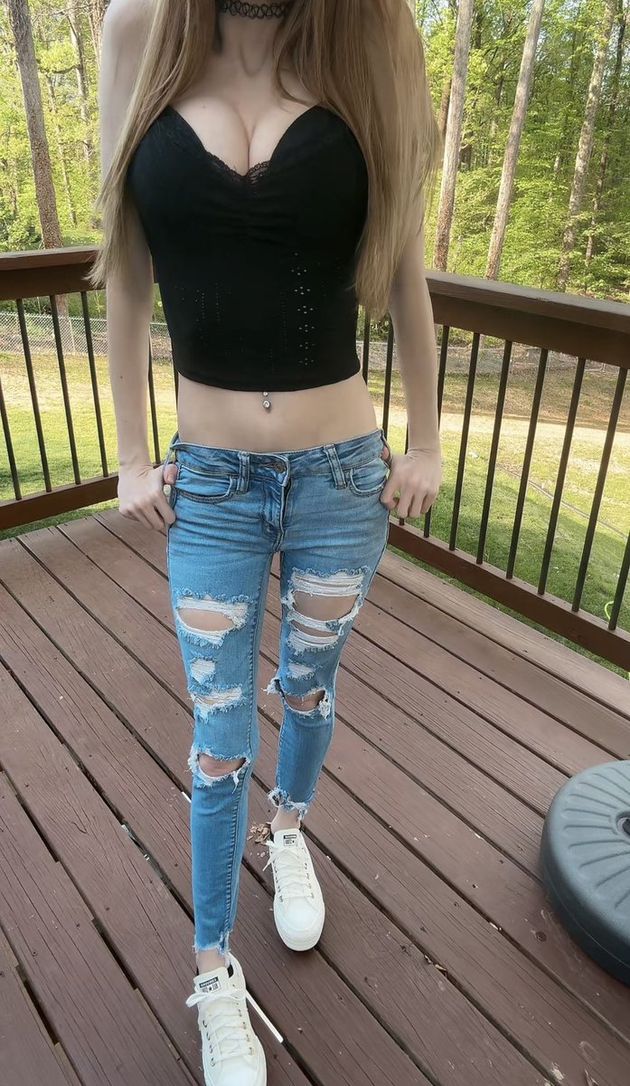 Nicole Elizabeth tweet media