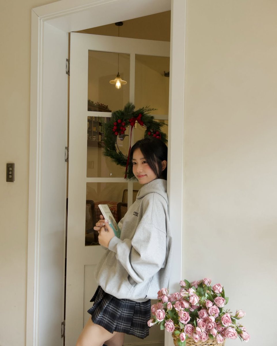 robertavjb tweet media