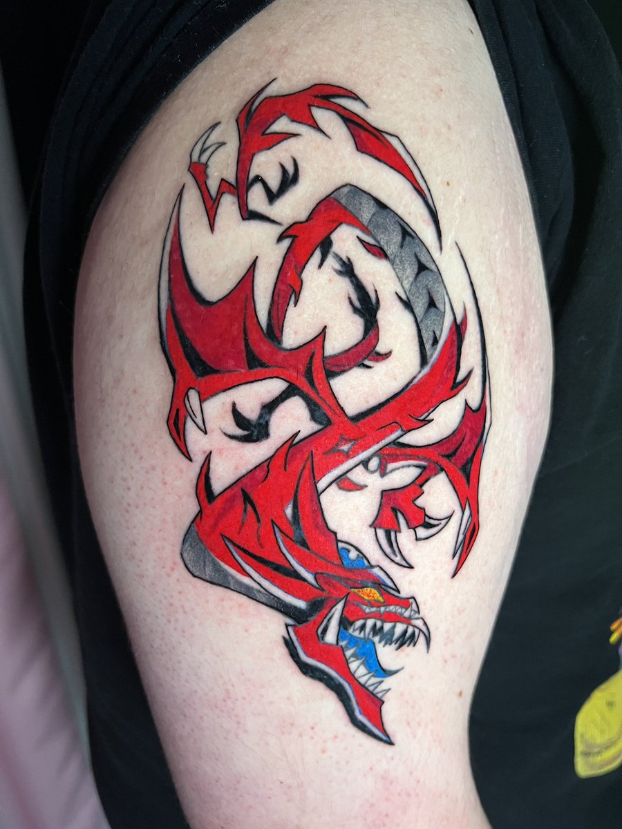 dustythesnowman's tweet image. 2nd session on this Slifer tattoo yesterday :3 #yugioh #tattoo