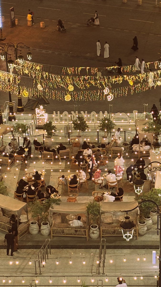 أم لَيلى tweet media