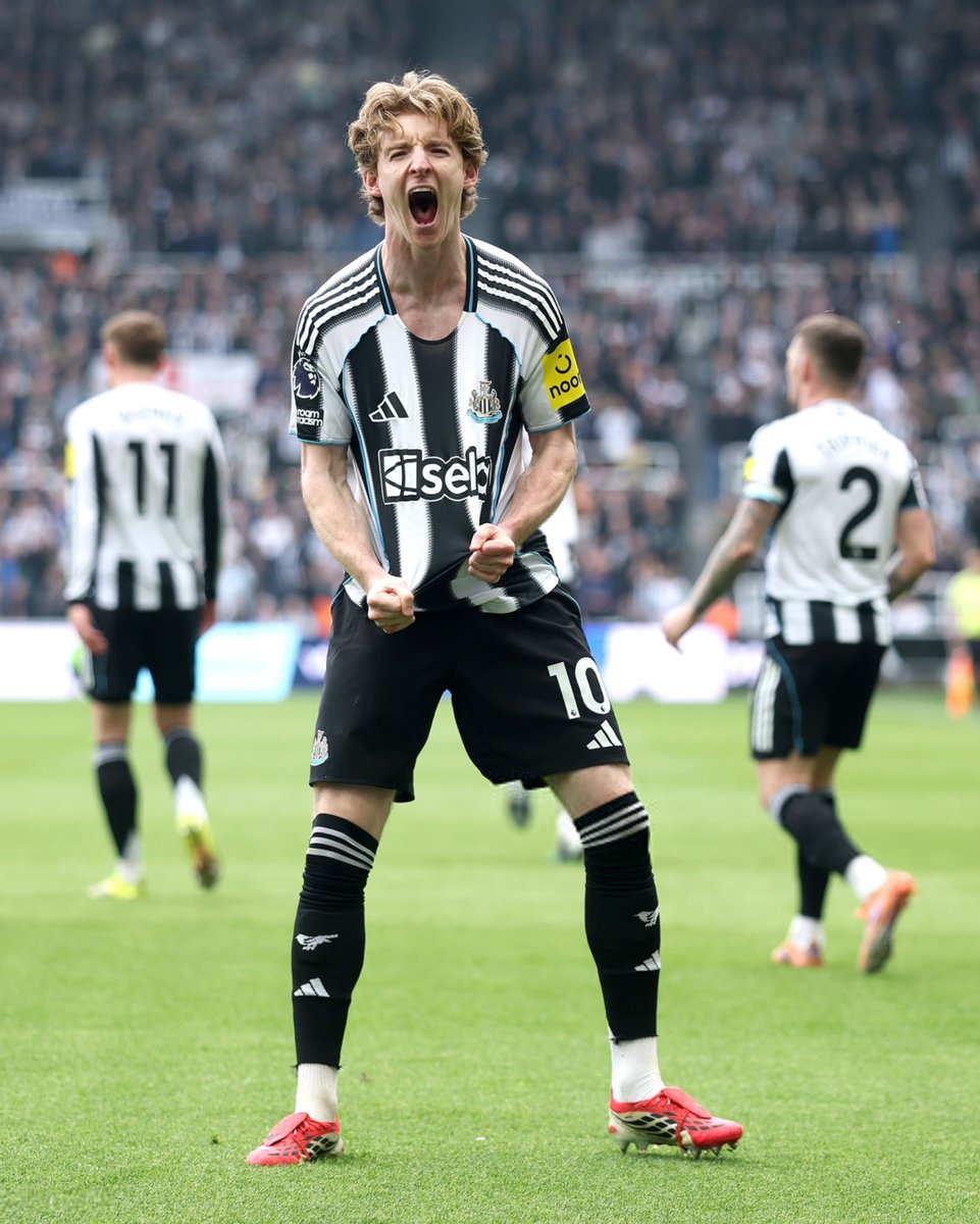 The Touchline | 𝐓 tweet media