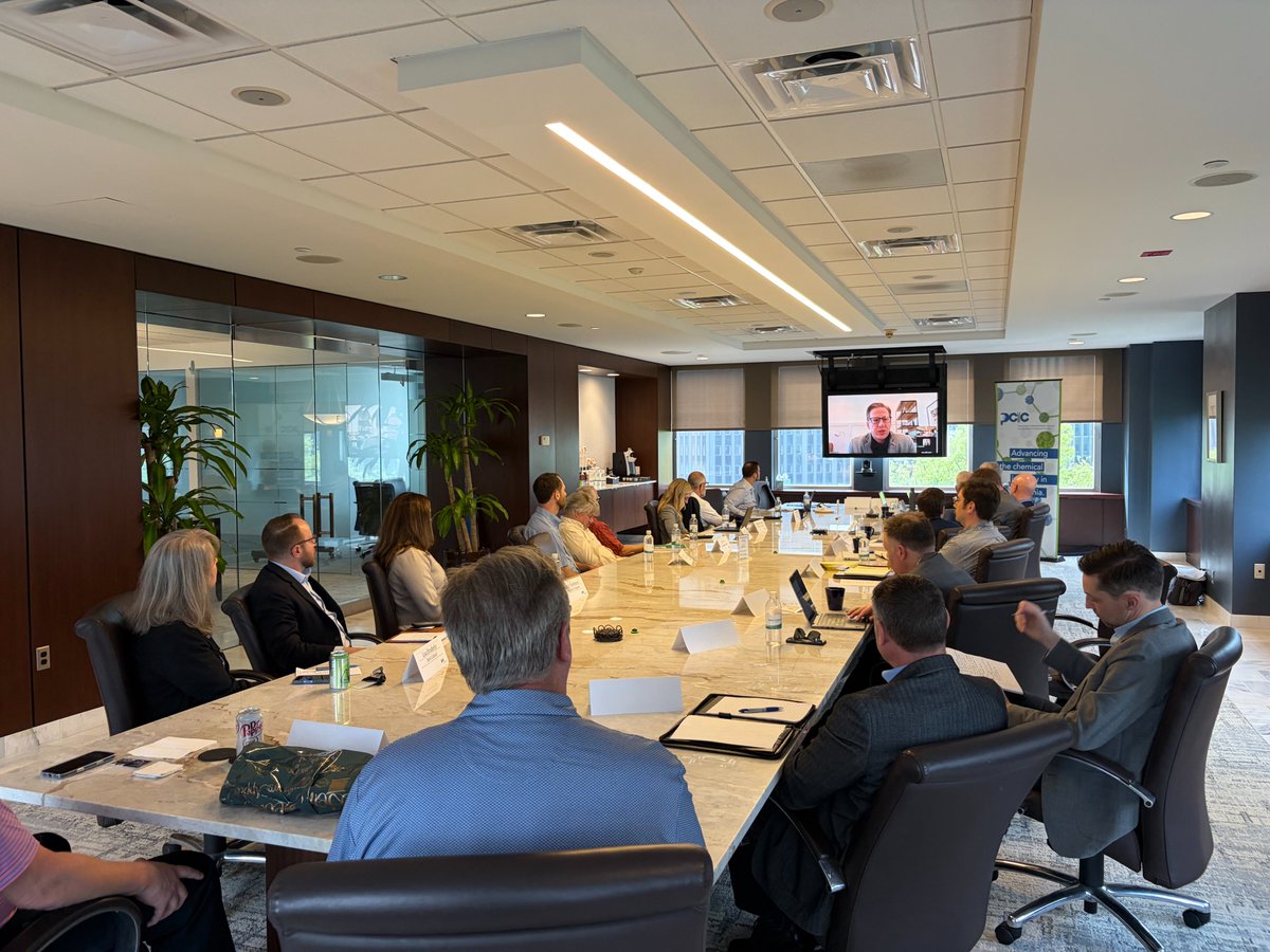 PAChemCouncil's tweet photo. Many thanks to PCIC members &amp; partners who attended our quarterly reception &amp; meeting in Pittsburgh, PA. Huge shout-out to our sponsors @HighwayTrans, Monroe Energy, @babstcalland &amp; @AlleghenyConf.  Don't miss the next one in SE PA in July. Learn more: https://t.co/vE7LOTipwg https://t.co/bnPZYuUKU3