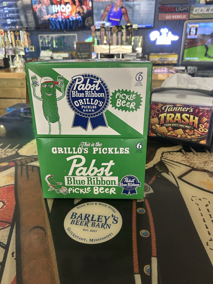 BarleysBeerBarn's tweet photo. Grillo’s Pickles PBR Pickle Beer from Pabst Brewing Company is here. This Limited Release is available in cans. Come see us to stock your fridge!! 
#bestbeerstore #yourbeerstore #BBB #craftbeer #beer #pints #growlers #cigars #beerstore #seasonalbeers #giftcards #beer  #beerlovers https://t.co/1z5esIUYdV