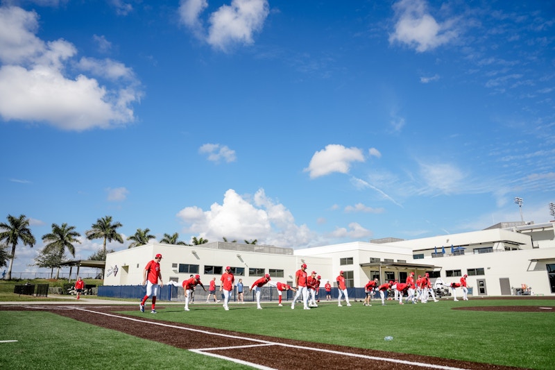 TheNatsReport's tweet image. Washington Nationals Farm is on Fire 🔥

Here’s your quick rundown of today in the Nationals’ farm system ⤵️

thenatsreport.com/live-washingto…

@Nats_PlayerDev is seeing the system heat up, with roster moves across the minors, a Carolina League Player of the Week honor, and five Nationals