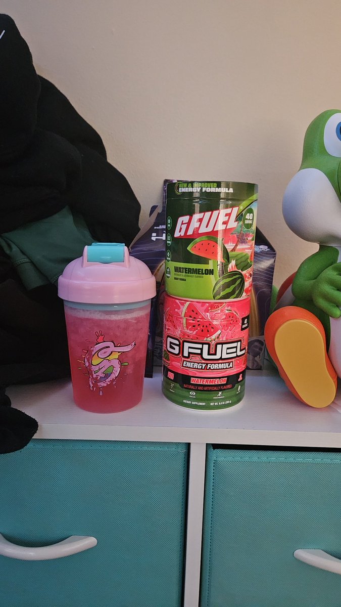 GraysonDixon15's tweet photo. @ChloeDonald_ @GFuelEnergy Happy 5 years CD! And thank you for recommending Watermelon 🍉. Definitely one of my favorites now! 🩷🩵 https://t.co/7whelj9MOY
