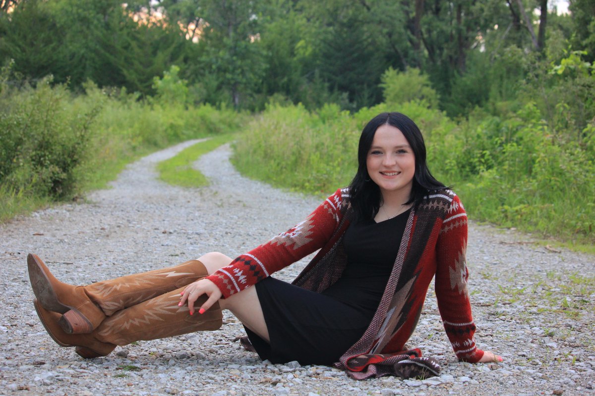 TreynorCSD's tweet image. Audrey Gayer, a recent Navy Boot Camp graduate, is the next senior in the spotlight. Read more about her in the spotlight linked below, and join us in wishing her all the best as she continues on  path of #excellence. sites.google.com/treynorcardina…