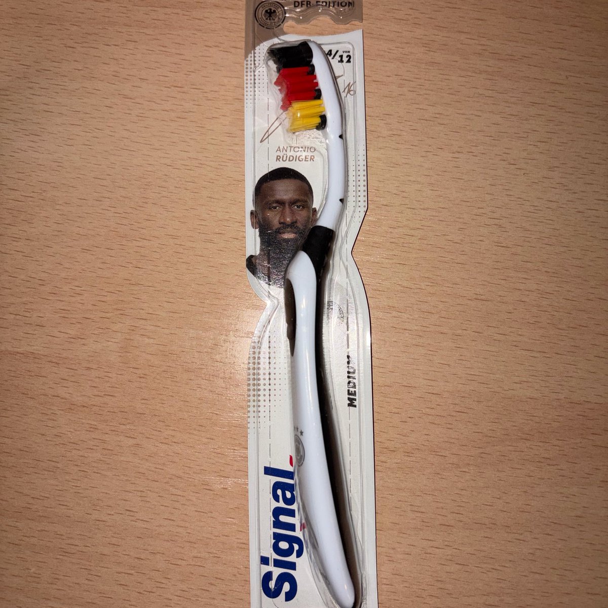 gabi ⋆ tweet media