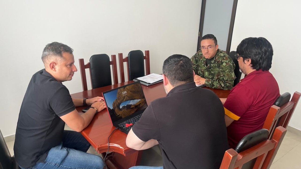 Unidad de Restitución de Tierras tweet media