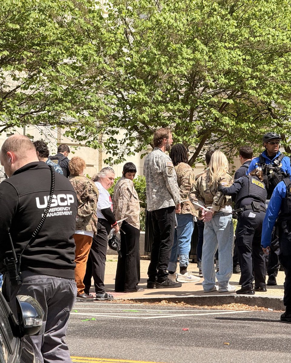 Common Defense tweet media