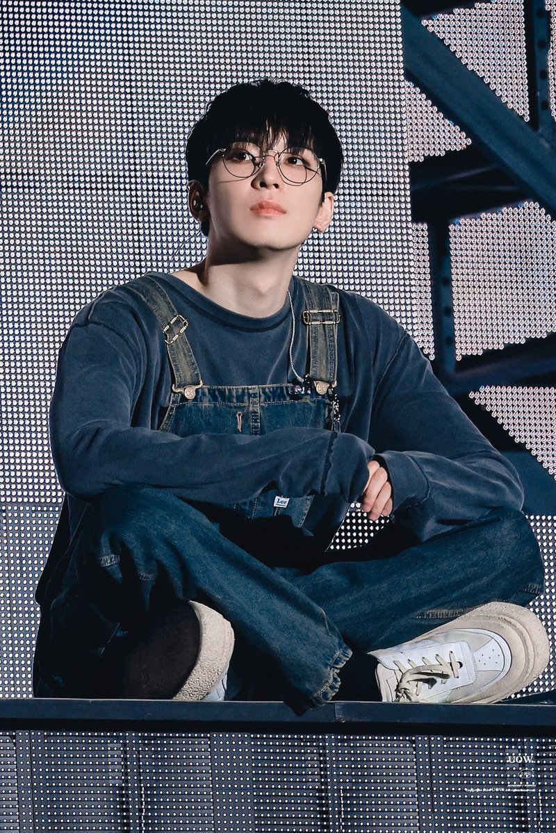 𝚛𝚞𝚖𝚒. tweet media