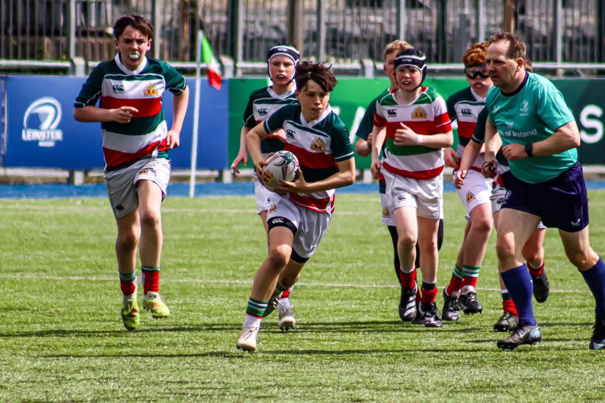 BectiveRangers's tweet photo. Not to be for the Bective Under 13s yesterday in the Leinster League Final as they lose out in a close and tight final in Donnybrook against Clontarf.

FT: Bective 13-19 Clontarf 

A great league campaign nonetheless as runners up, congrats to all the players, coaches and parents https://t.co/EmFjpGpnyz
