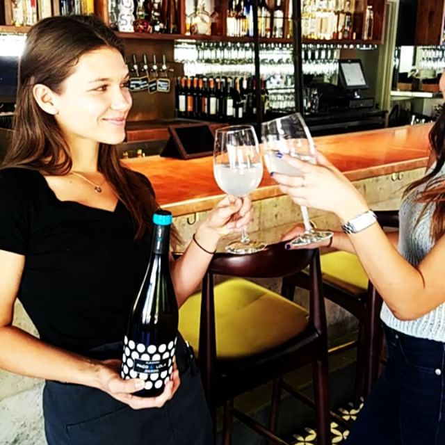 ReformaTucsonAZ's tweet image. wednesday is for wine people. half off bottles. half off whiskey. hora feliz 3-6pm.

this is not a suggestion. this is a lifestyle. 🍷🥛#tucson #winewednesday #tucsonlocal