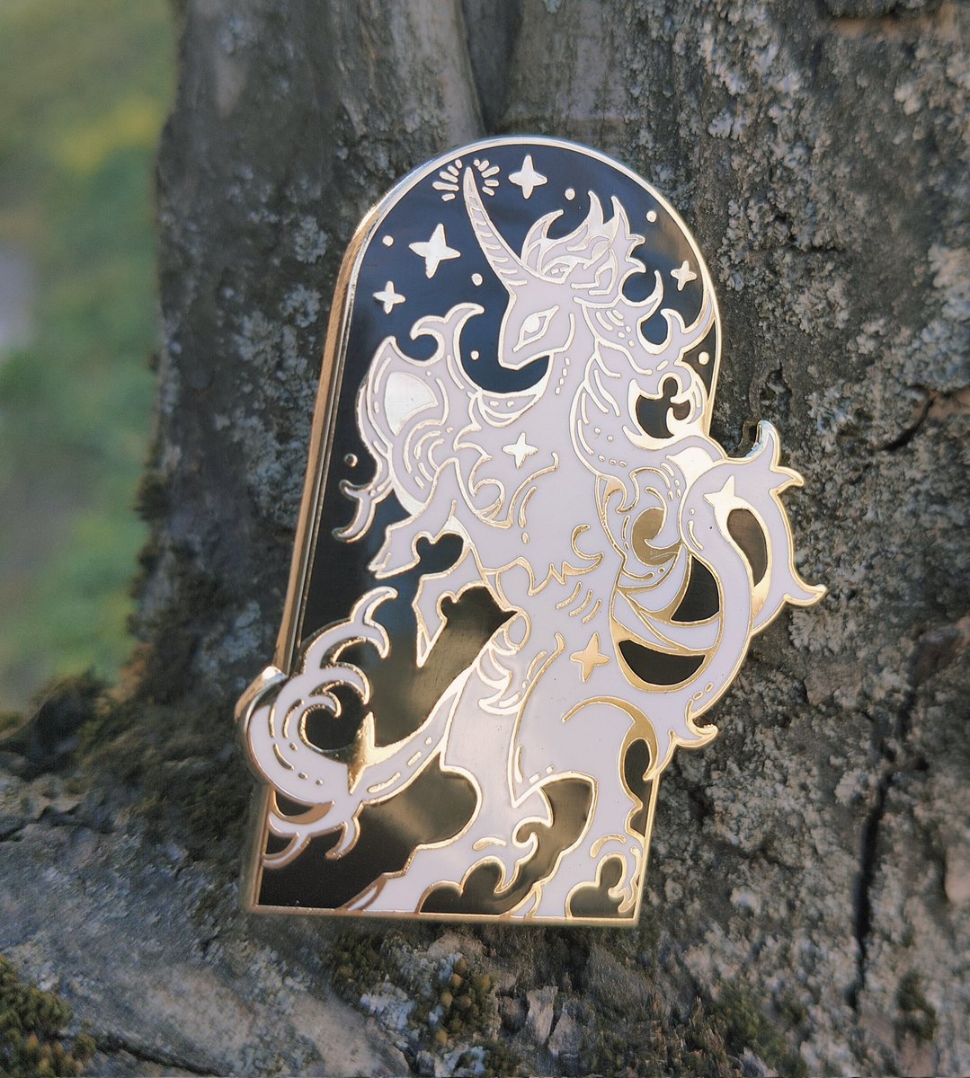 Medieval unicorn ➰