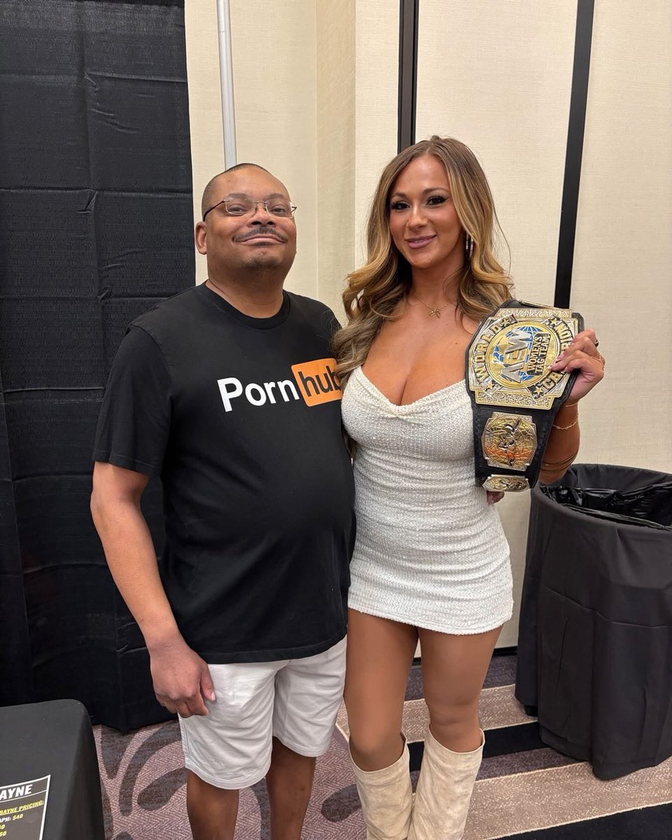 bLue Updates🦦 tweet media