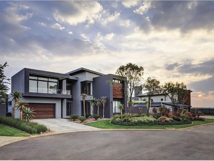 ❎e k ℹ️ tweet media