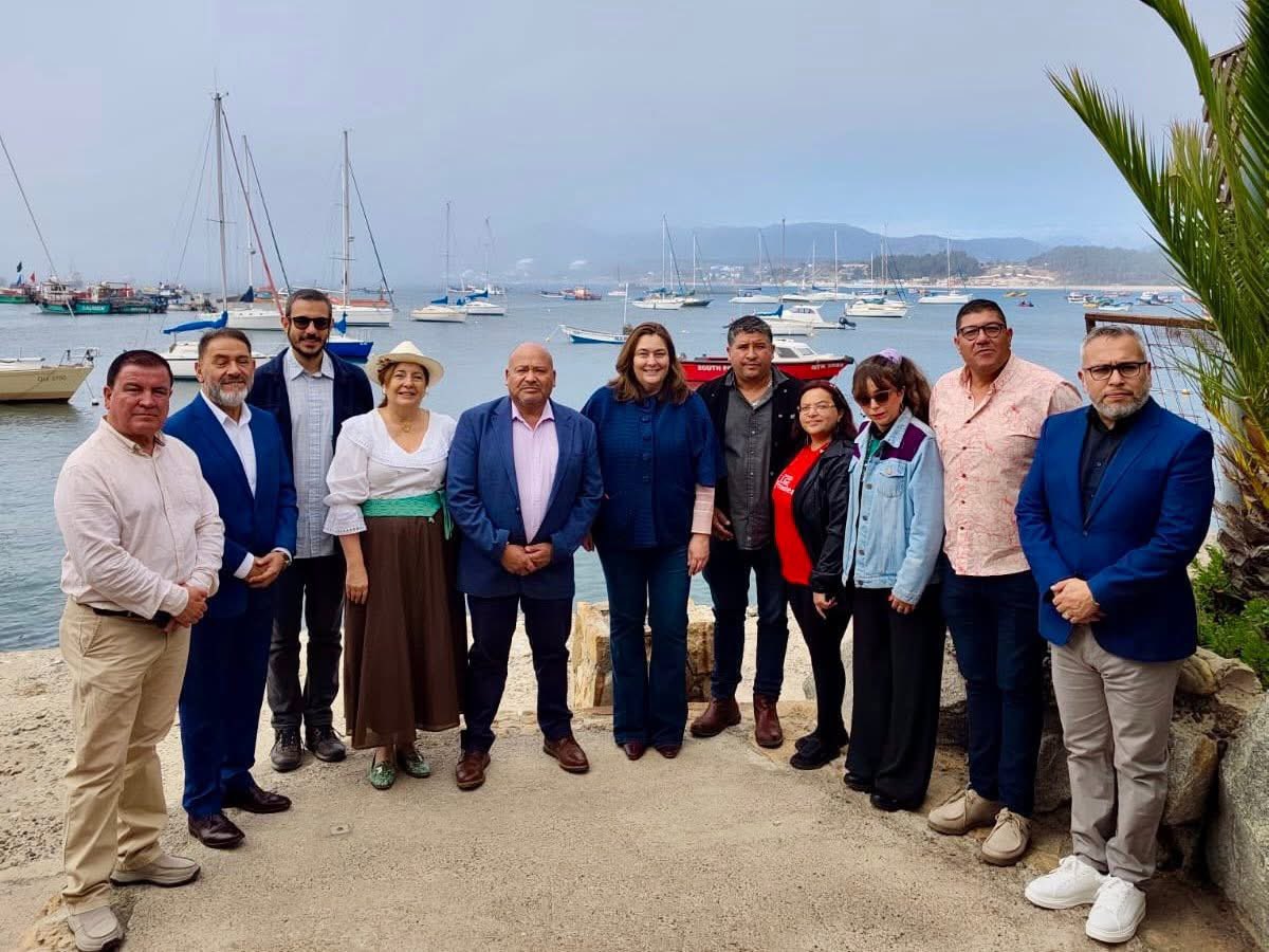 Embajada del Ecuador en Chile tweet media