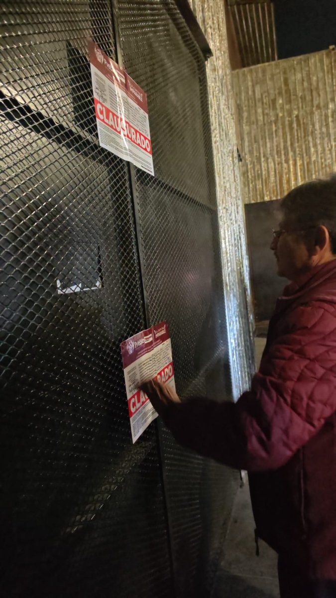 JCarlos_Valerio's tweet image. Clausuran el bar “¡Una y ya!” en la colonia La Paz, tras reportes de hechos violentos entre clientes. 

Autoridades municipales intervinieron y determinaron el cierre del establecimiento por poner en riesgo la seguridad y el orden público.

#Puebla