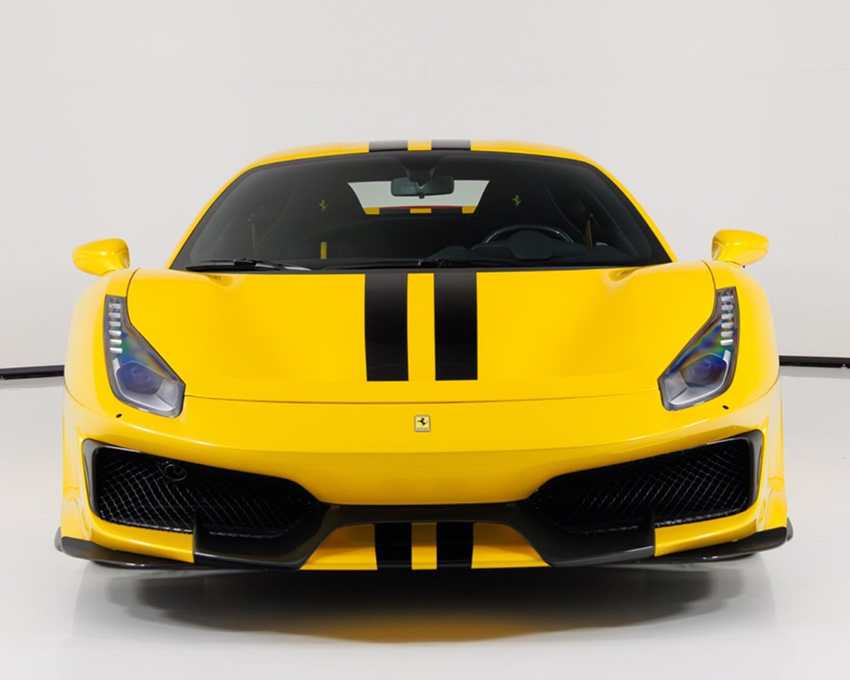 Barrett_Jackson's tweet image. Made to move fast … and it did! 2020 @Ferrari 488 Pista sold for $819,500 at the 2026 #PalmBeach Auction.

Learn more: bit.ly/PB26TW-2020Fer…