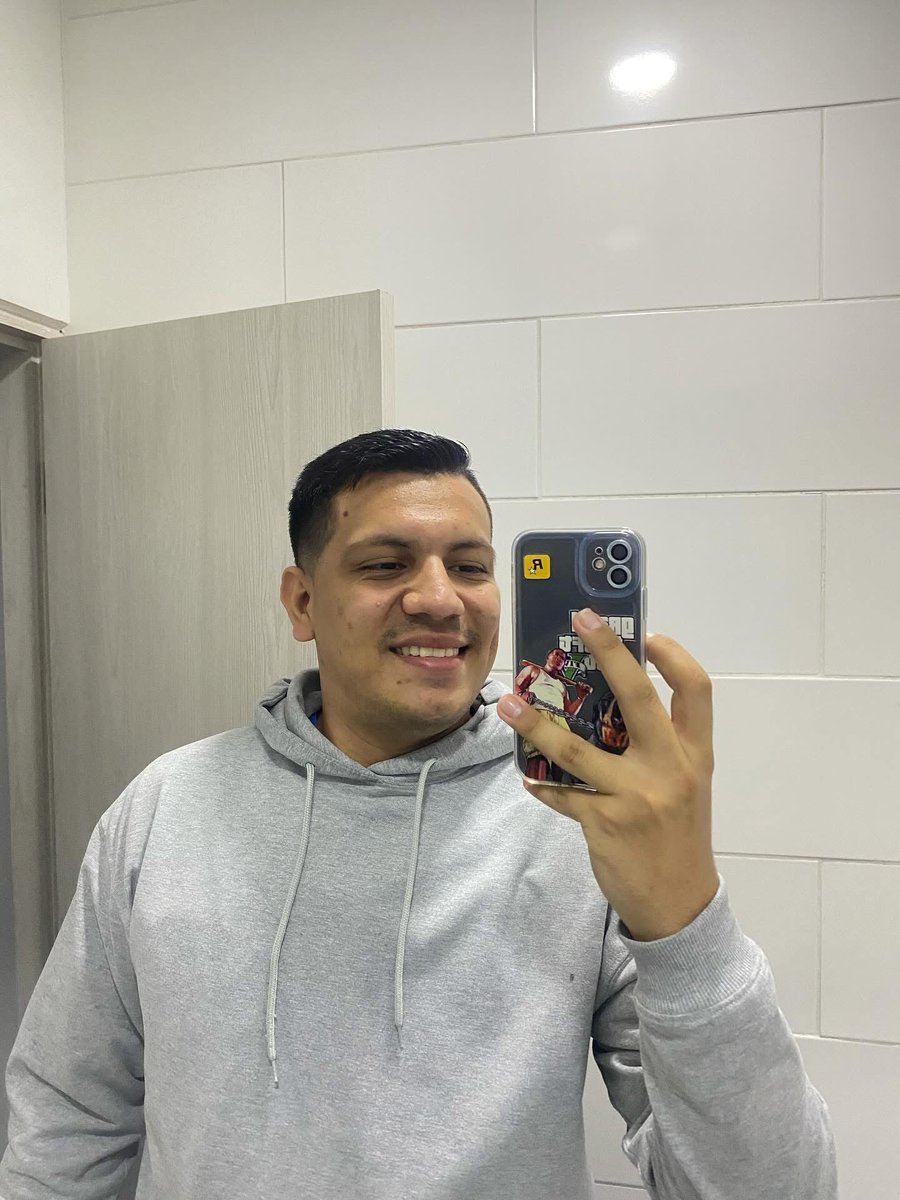 Jhormman tweet media