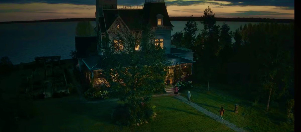 bullockslays's tweet photo. I can’t believe we’re getting a sequel to Practical Magic 😭✨ One of my forever comfort movies!! Sooooo ready for the magic, the vibes, and the midnight margaritas 🖤🔮🪄 https://t.co/Uy8TLAFC8q