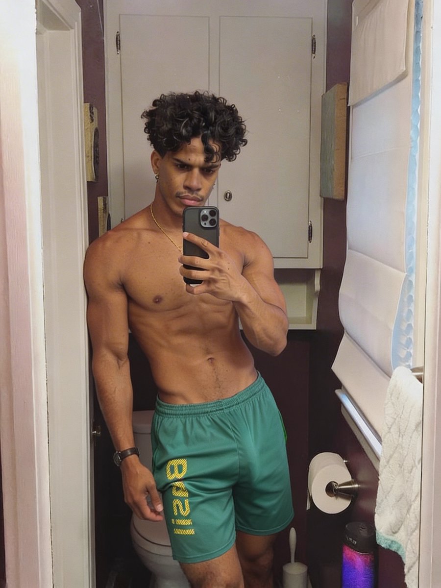 Mister López tweet media