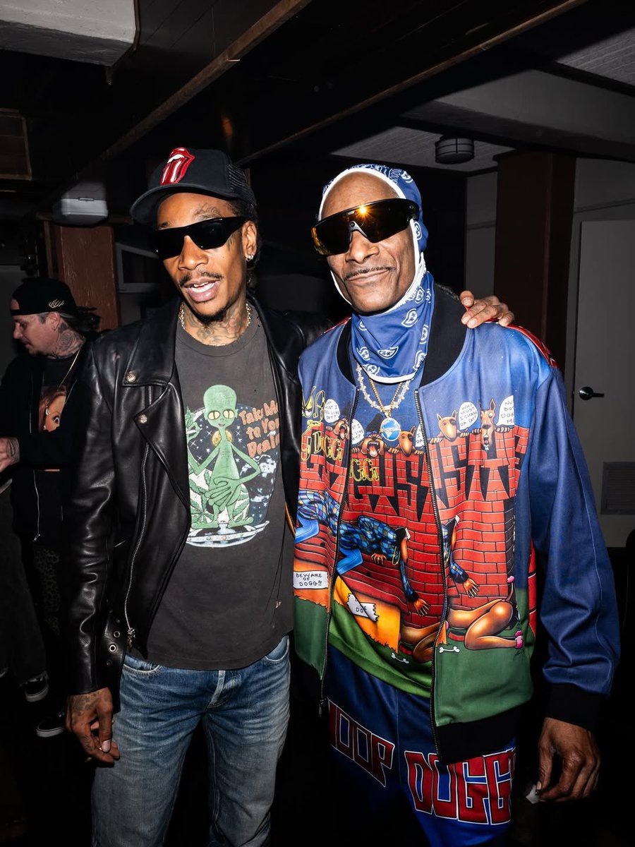 ًWave Checkers tweet media