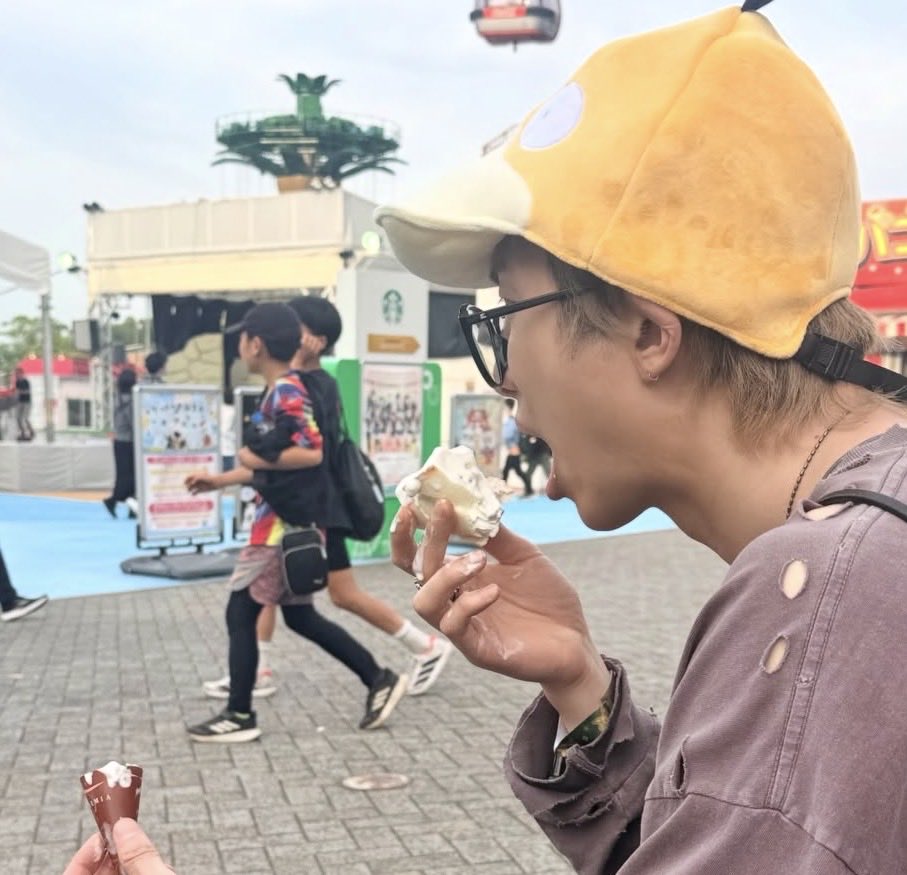 jksborn's tweet image. taejoon #date