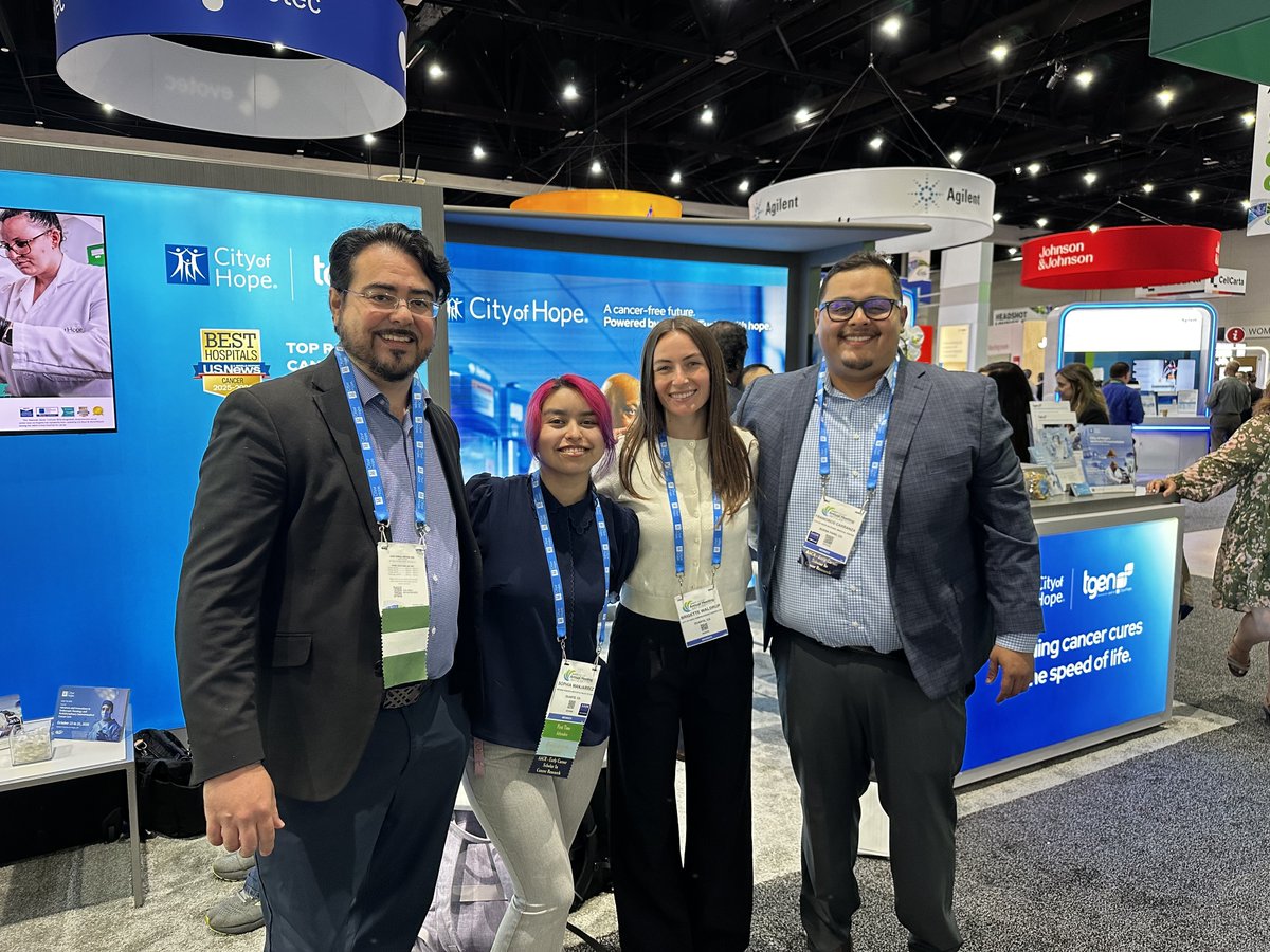 Enrique_VelVi's tweet photo. #VelazquezVillarrealLab - City of Hope at the American Association for Cancer Research
📺 Enjoying our press interviews 🎤 at #CityofHope Boot

Our team has been recognized at the #AACR26:

🏆 3 research awards
🎤 1 minisymposium presentation
📌 6 poster presentations https://t.co/1HvTEsZQmZ