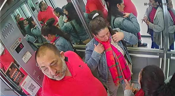 MariCuri 56% 🦁🦆💜🩵Nueva Argentina tweet media