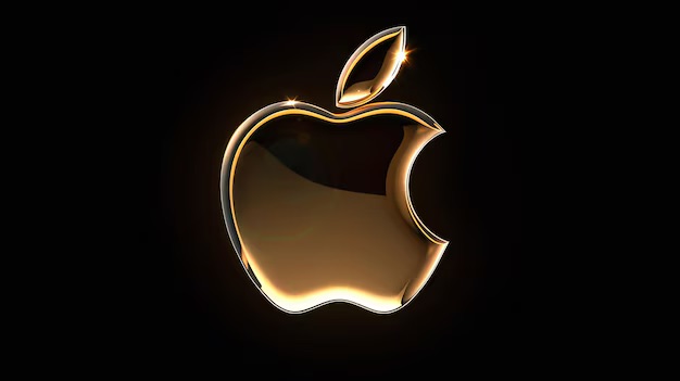 readbantr's tweet photo. Tim Cook will step down as CEO of Apple. 

He will transition to Executive Chairman, with John Ternus set to take over as CEO on September 1, 2026. https://t.co/hEjOKTKXLl