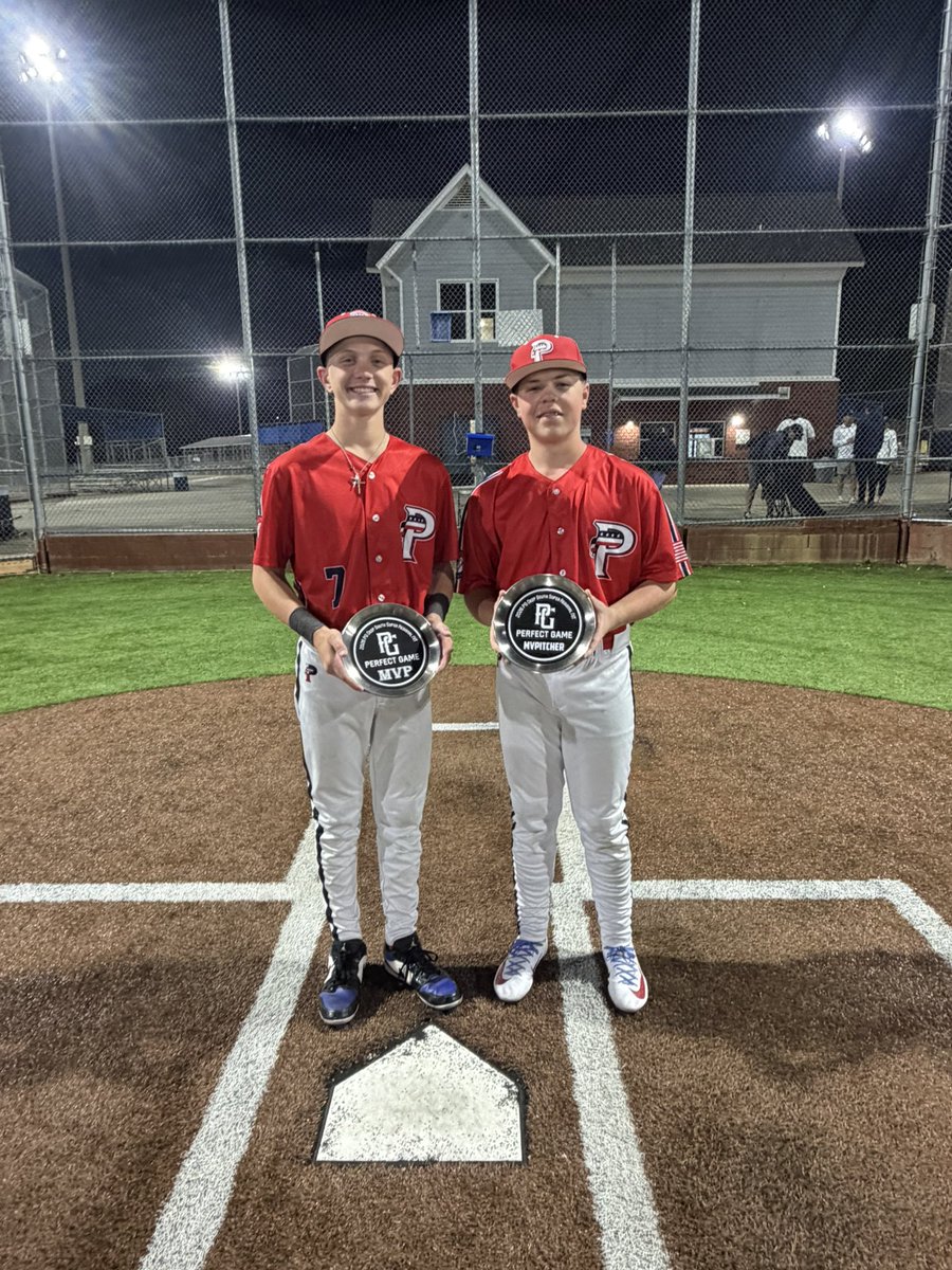 USAPrimeNat's tweet photo. Shout out to @Levi_Rose7 for winning the MVP and Sylas Smith for winning the MVP Pitcher ❗️❗️

#PrimeMovement🇺🇸 |#DudesEverywhere https://t.co/94nzuXA3mO