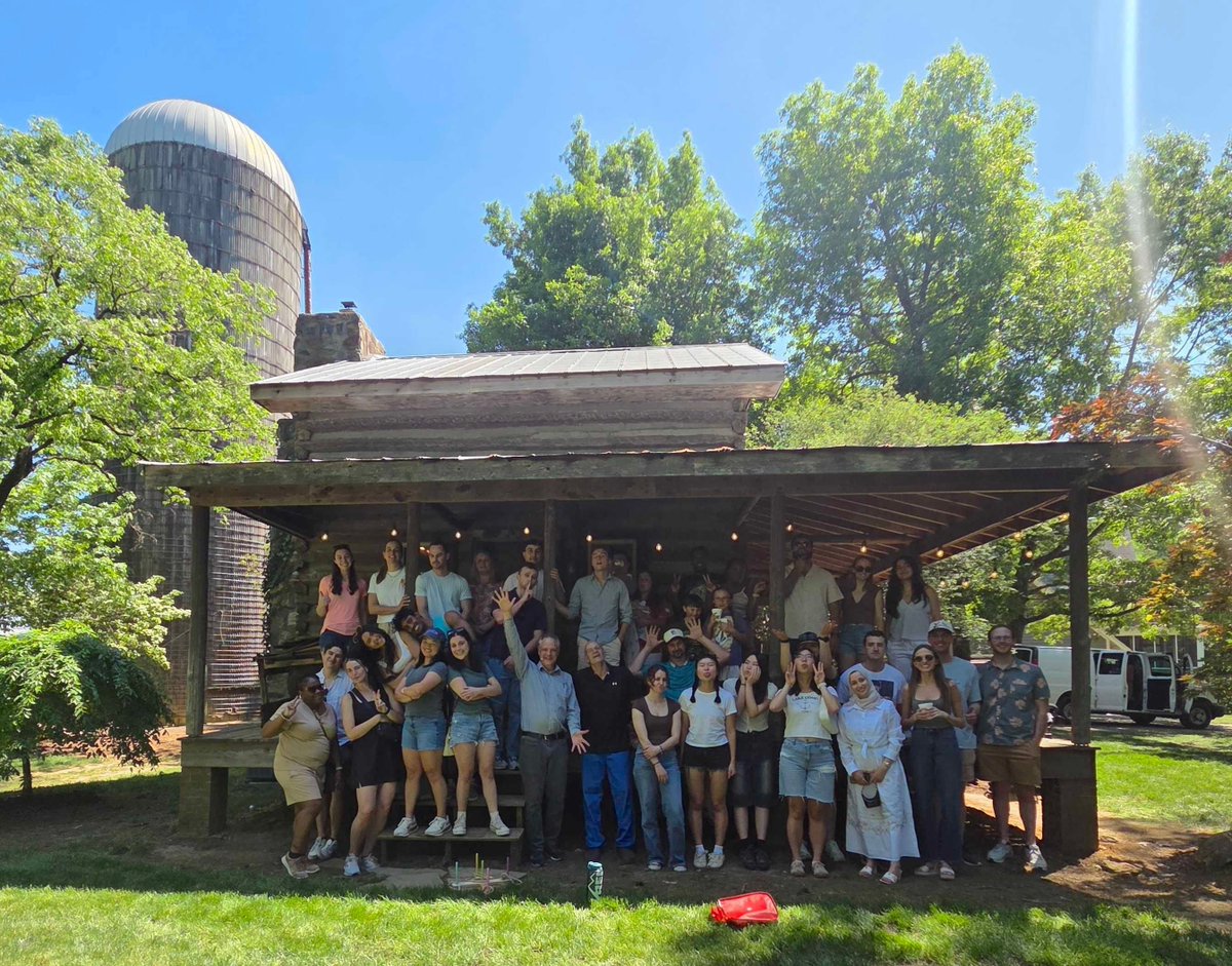 DukeMedPhys's tweet photo. On April 18th, we held our Spring Social at Frush Farm! We had so much to celebrate, as our students have accomplished a lot this year. We celebrated students' finalized defenses, their Matches, as well as the successful completion of our Spring Open House. https://t.co/pKeUAAqeQG