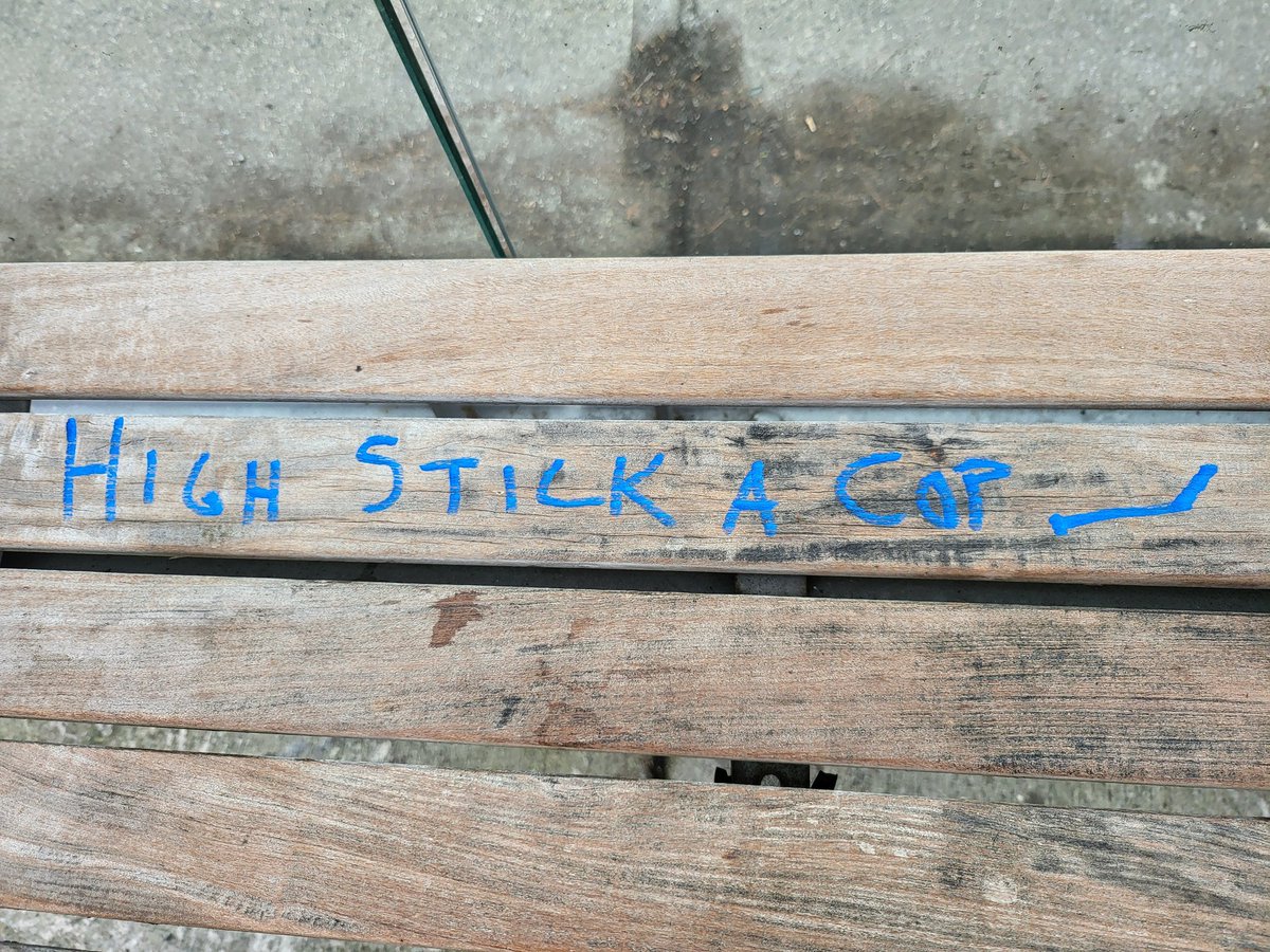 critcrim's tweet image. High Stick a Cop 

In Vancouver.

#ACAB #FTP