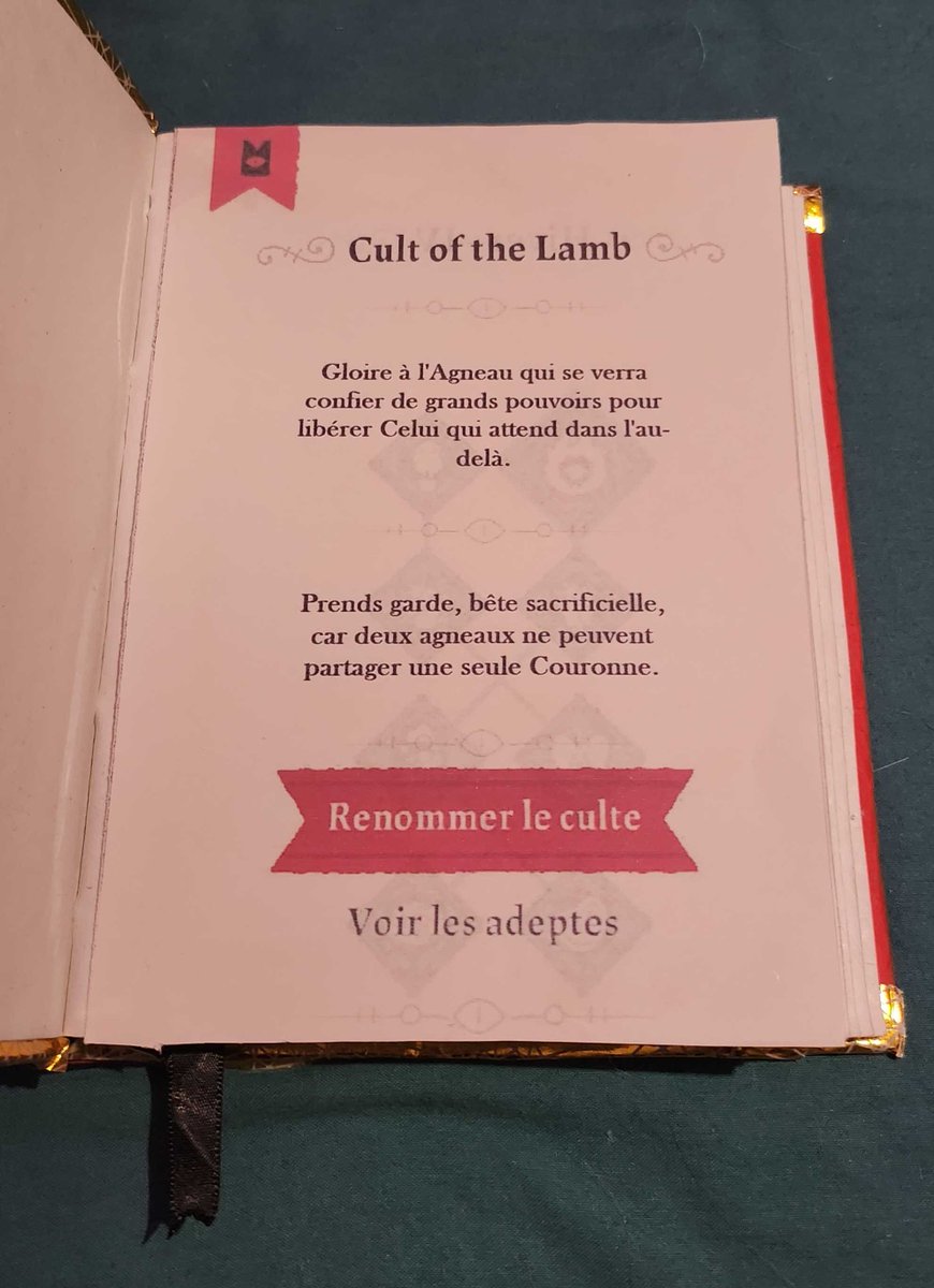 NifftyNiffty's tweet image. Follow up on my COTL cosplay: I made the book!
(It's in French for obvious reasons lmao)

I took screenshots of my own game so you can see what I chose haha

(1/3)
#CultOfTheLamb #COLT #Cosplay