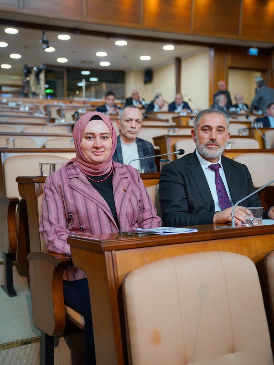 YldrmHarika's tweet photo. İstanbul Büyükşehir Belediye Meclisi Nisan Ayı Oturumları ile;

📌 Meclis Başkanvekilleri seçimi gerçekleştirildi.

📌 Divan katip üyeleri seçimi gerçekleştirildi.

📌 İhtisas komisyonları üyeleri seçildi.

📌 Encümen üye seçimi gerçekleştirildi.

📌 İETT İşletmeleri Genel Müdürlüğü 2025 Yılı İdare Faaliyet Raporu görüşmeler neticesinde oyçokluğu ile kabul edildi.

📌 2025 Yılı İdare Faaliyet Raporu görüşüldü ve oyçokluğu ile kabul edildi.

📌 2025 Yılı Denetim Komisyonu Raporu ve Muhalefet Şerhi görüşüldü.
