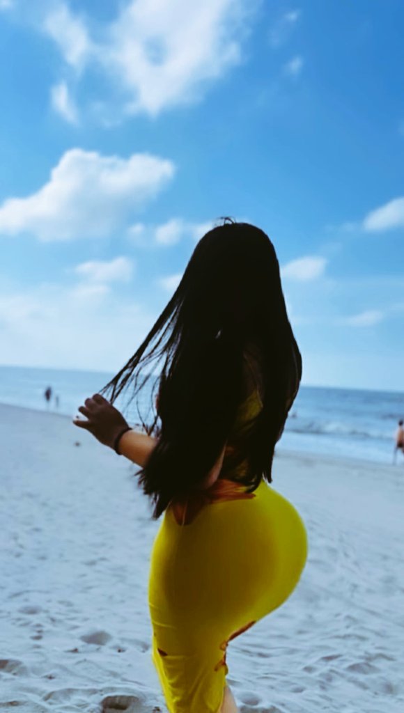 Joselyn tweet media