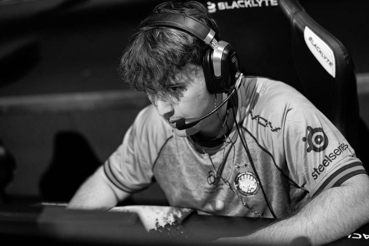 Vital Scrims tweet media