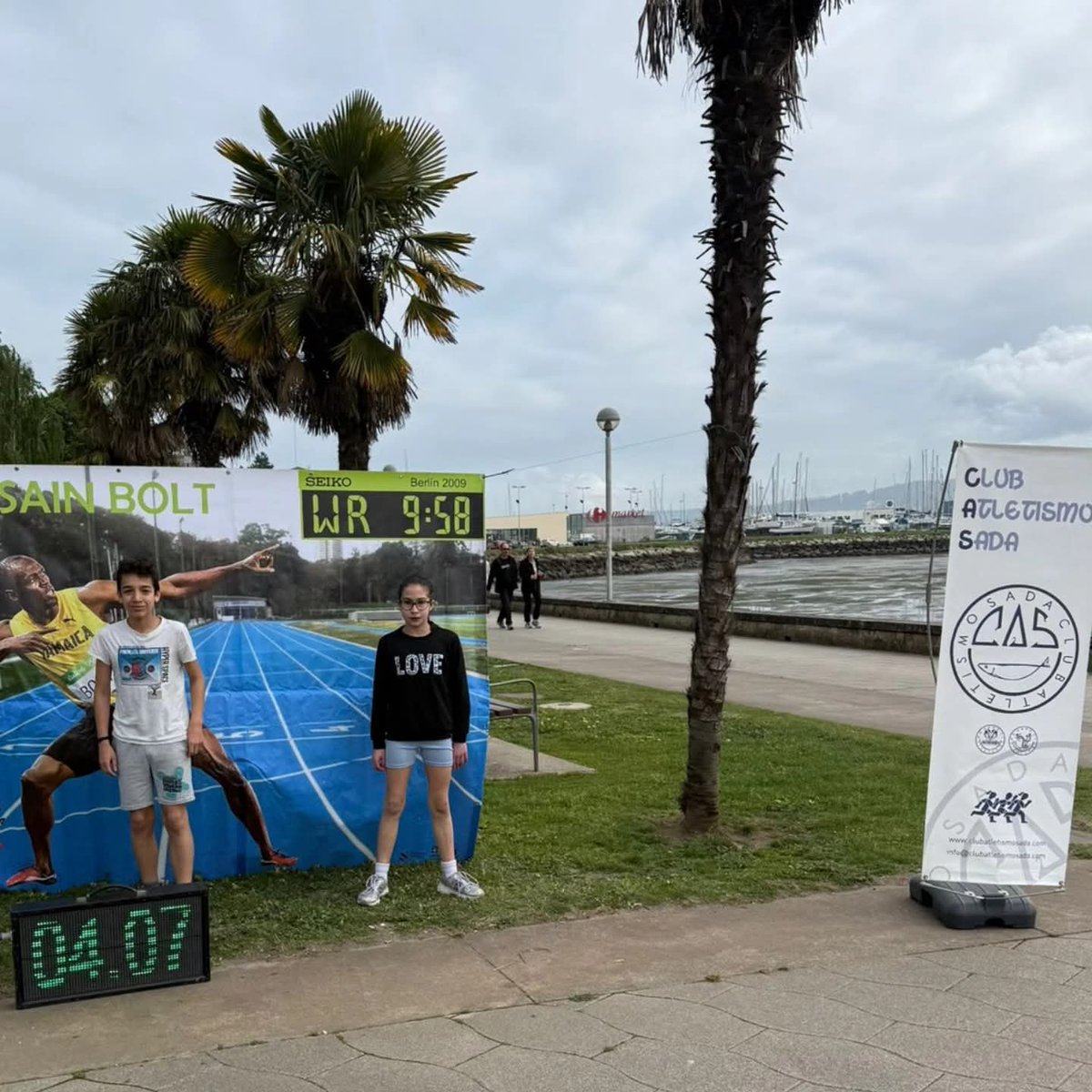 CAS_SADA's tweet image. Esta é xa a 1️⃣6️⃣ edición do Día da Educación Física na Rúa (DEFR). Unha iniciativa consolidada que, ano tras ano, converte as prazas, parques e rúas en aulas abertas.

📣 Este ano o lema foi «EF 2.0: Movendo corpos, conectando mentes»

#CAS
#SomosCAS
#DEFR2026 
#Deportenarúa