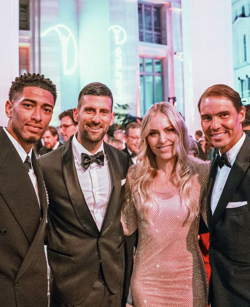 RottenKnee23's tweet image. Lindsey Vonn posted a bunch of old Laureus photos on Instagram. 

THIS ONE STOOD OUT! ⭐️

#Djokovic  #Laureus #Nolefam