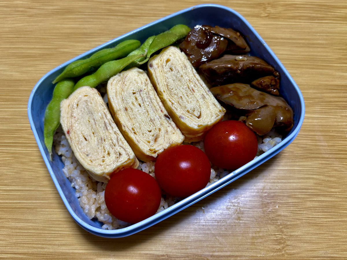 4/21 おはようございます
今朝作った #お弁当

緑のモノが切れてて、枝豆を入れました
毎回、ドキドキです

今日も最高の1日が始まります