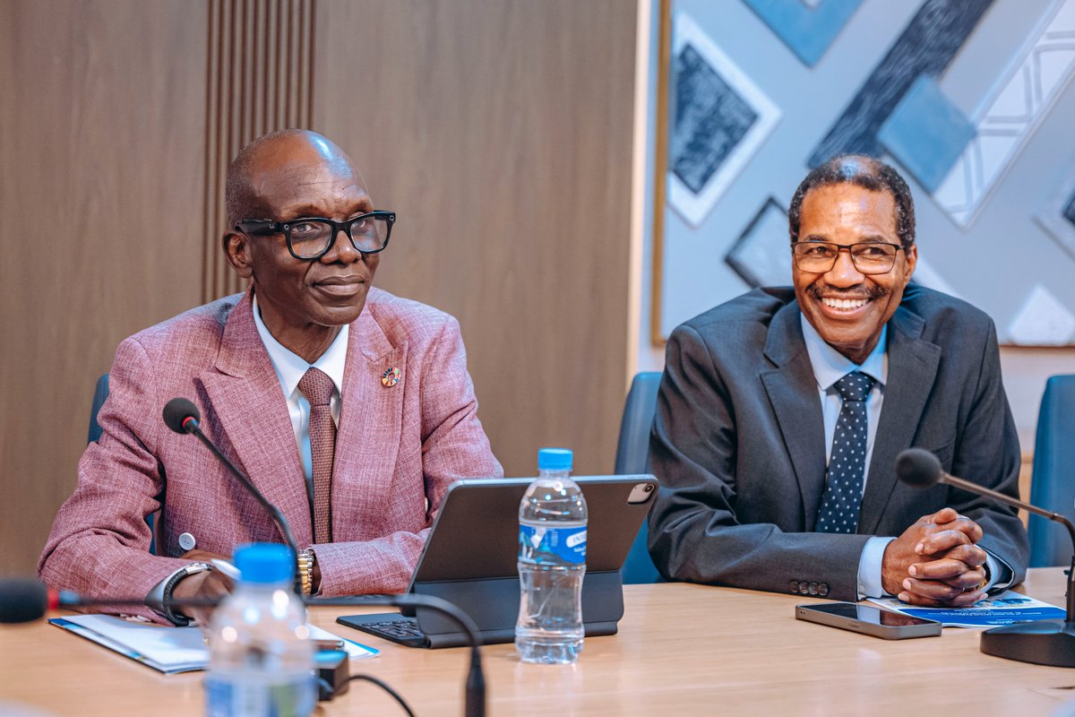 WHORwanda's tweet image. @RwandaHealth Minister @nsanzimanasabin briefed @ProfJanabi, @WHOAFRO Regional Director (RD) with WHO Rep @BrianChirombo, on 🇷🇼 priorities, incl maternal &amp;amp; child health, #UHC, #PHC, health workforce &amp;amp; emergency preparedness. @WHO committed continued support towards #HealthForAll