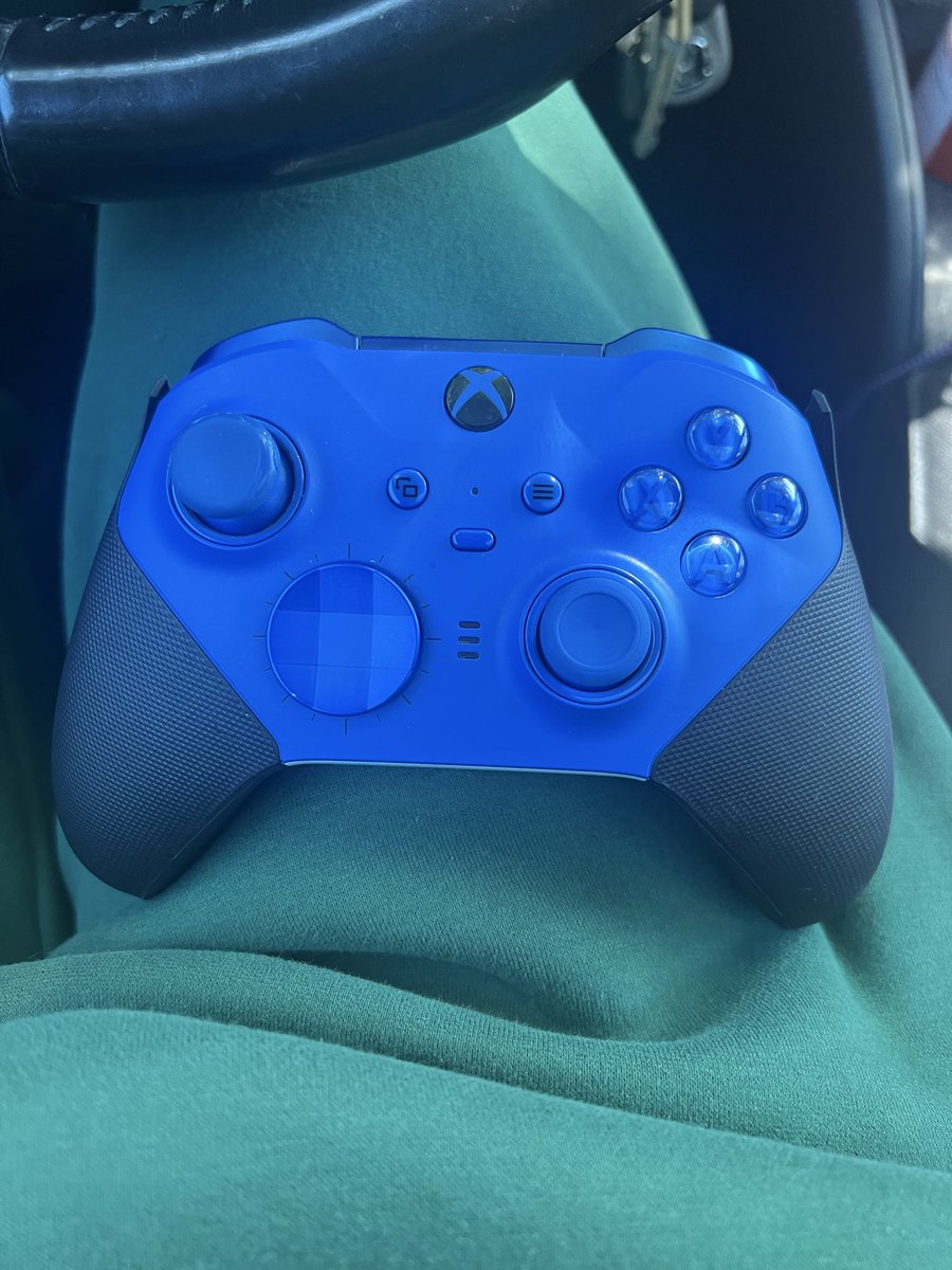 JustbmoreBrand's tweet image. This was supposed to be more than a controller day, but people be liars, unprofessional, unreliable &amp;amp; unresponsive. A few flaked so I don’t have the games I planned on grabbing unfortunately.🥲

#xbox #nintendo #controllers #gaming #GamerLife