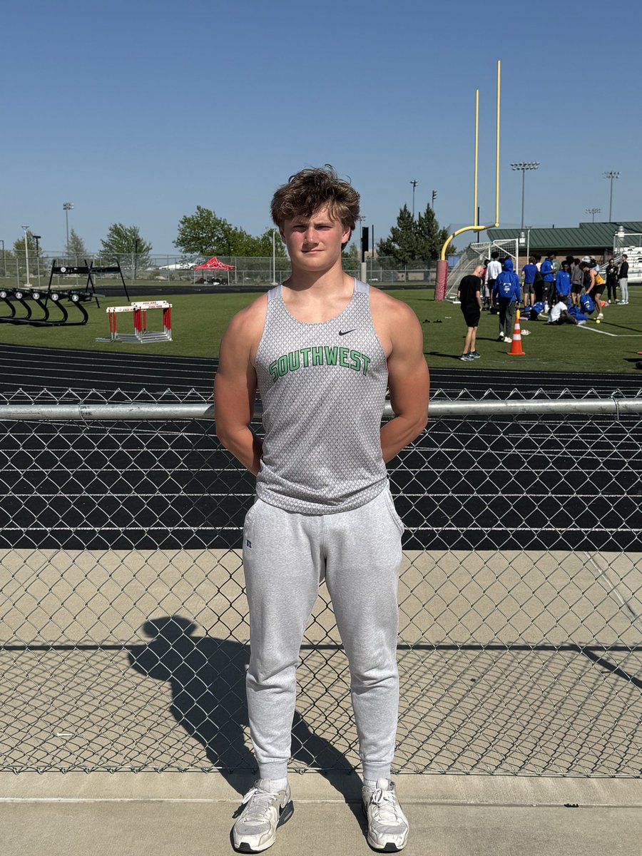 blakethomas23_'s tweet photo. New 100m PR of 10.89 as a freshman! 💪

6th overall against elite competition today.

Happy with it — ready to bring this speed to the @RivalsHS Combine on Saturday 🔥 @GreggBuehler @jeremycrabtree @ElevateRecruits @Gridiron_Fit @LBCJayhawk https://t.co/9esCnvxPNO