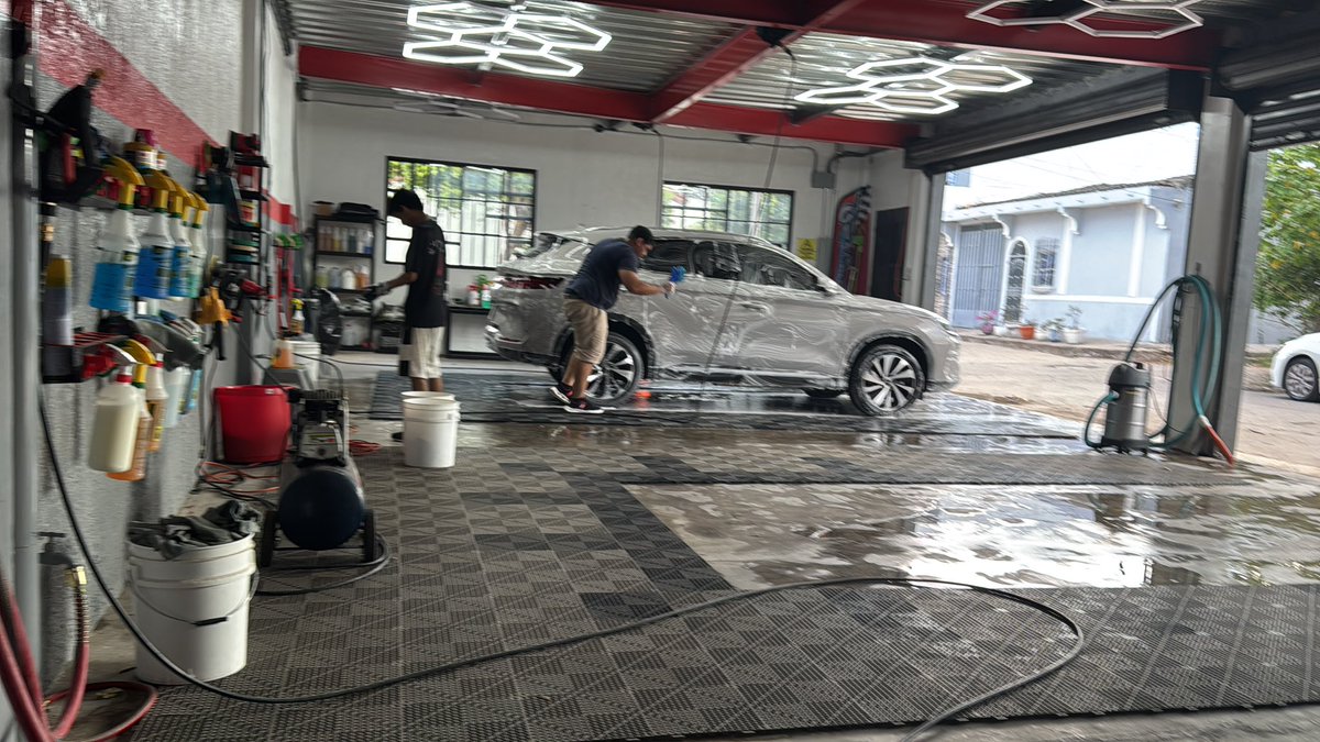 ewrodriguez's tweet photo. Excelente servicio de lavado en San Vicente… se los recomiendo 👍 https://t.co/T2bwK40QFw